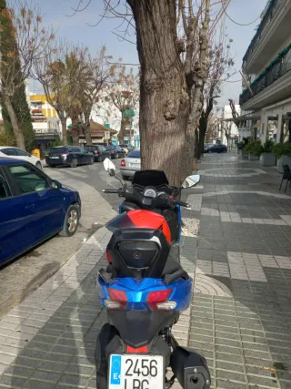 MITT GTS Maxi Scooter Azul