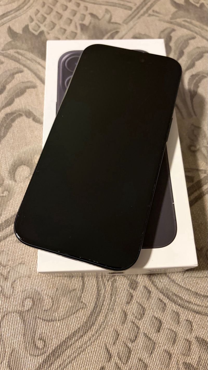 iPhone 16 Negro afbeelding 3