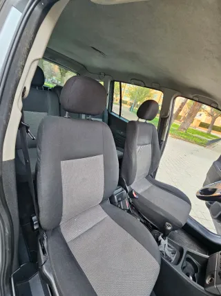 Opel Zafira 2004