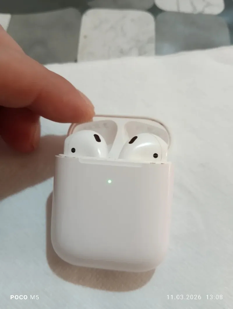 Airpods (solo uno funciona)