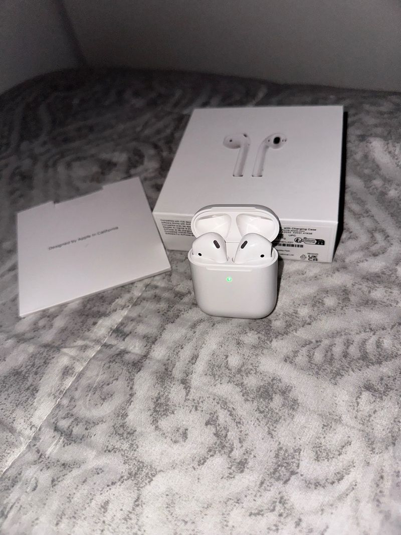Apple AirPods 2 Blancos