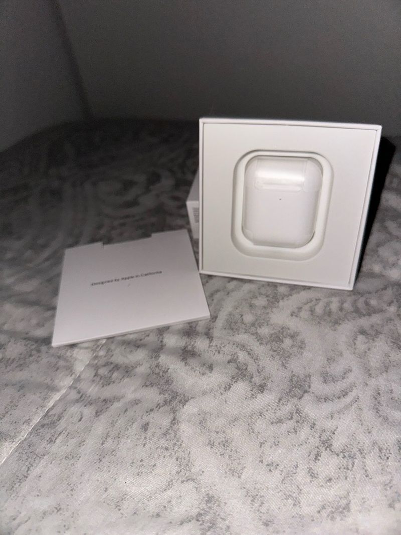 Apple AirPods 2 Blancos afbeelding 2