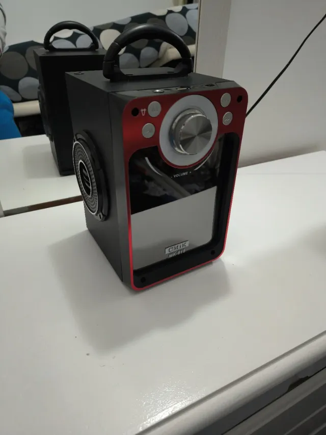 Altavoz Portátil SSD Micrófono Auxiliar