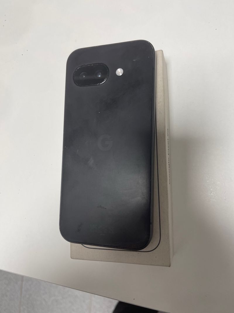Se vende Google pixel 9a de 128gb afbeelding 3