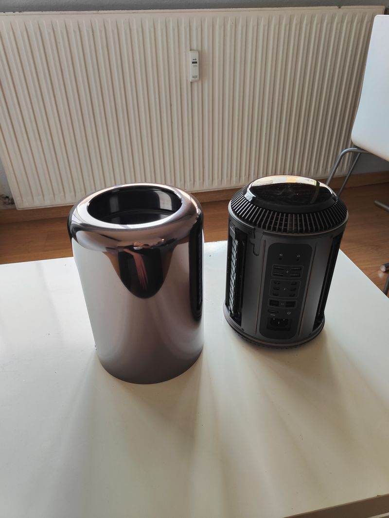 Mac Pro 6.1 2013 32GB RAM Xeon 6 Core afbeelding 4