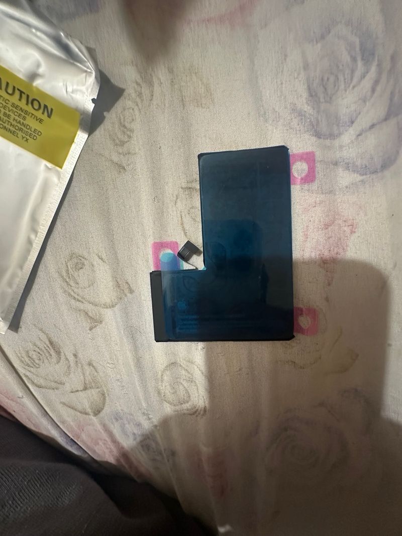 Batería iPhone 14 Pro Nueva Embalada afbeelding 3