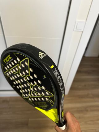 Pala de pádel Nox P4 Pro Series – Muy buen estado