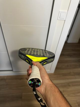 Pala de pádel Nox P4 Pro Series – Muy buen estado