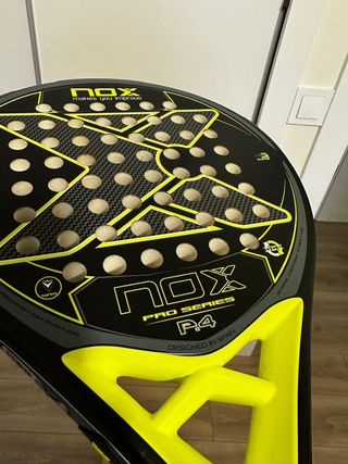 Pala de pádel Nox P4 Pro Series – Muy buen estado