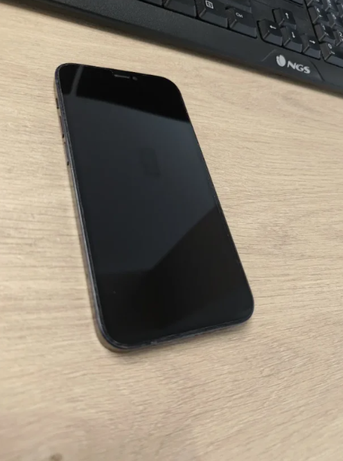 iPhone 12 Negro afbeelding 2