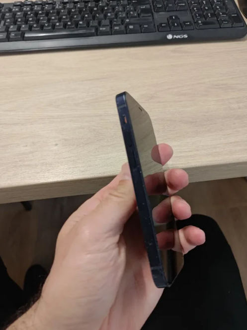 iPhone 12 Negro afbeelding 3