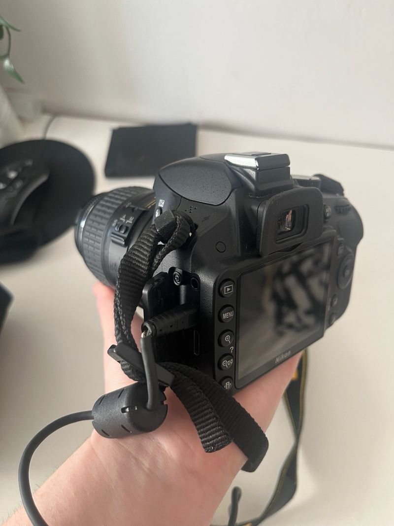 Cámara Nikon D3200 Nuevecita se a utilizado 3 vece afbeelding 2