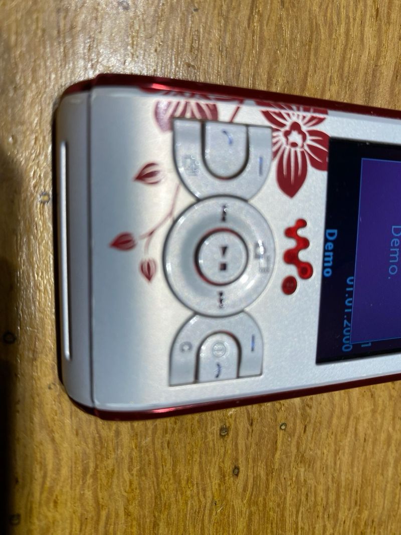 Teléfono Sony Ericsson W595i Flower edition afbeelding 6