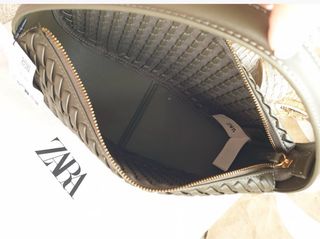 Bolso Zara verde tejido