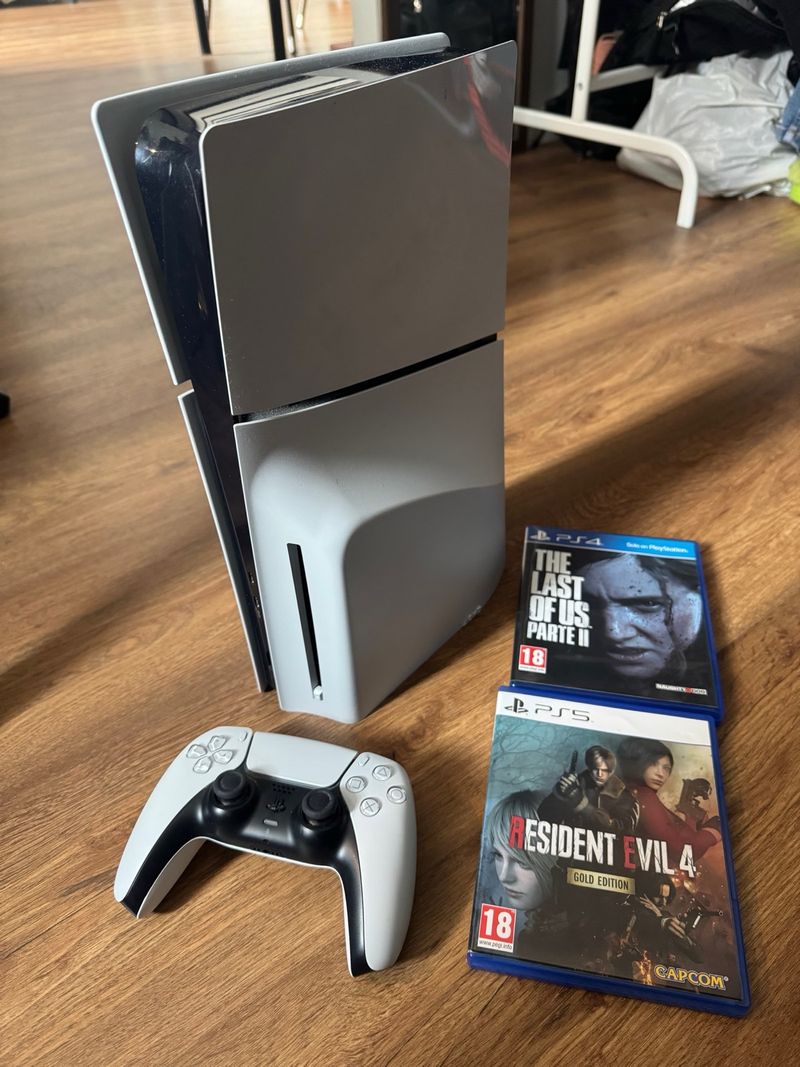 PS5 Lector + 2 Juegos NO NEGOCIABLE