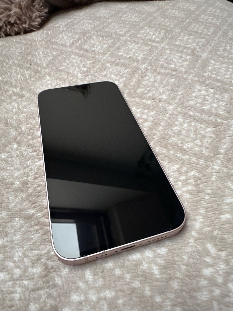 iPhone 13 Rosa afbeelding 8