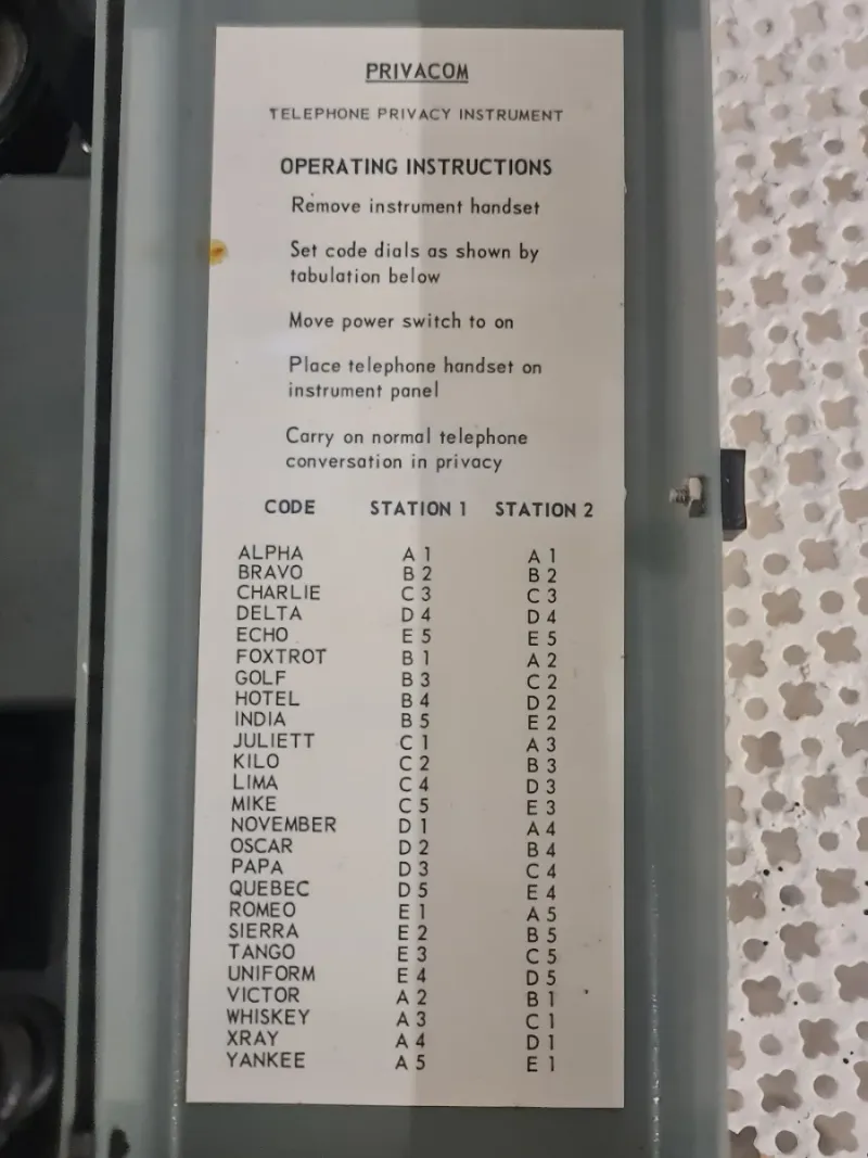 Teléfono antiguo años 70 gris afbeelding 3