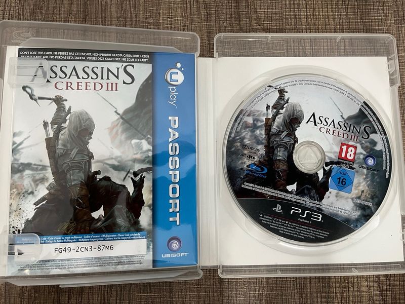 Pack PS3 Assassin's Creed II, La Hermandad y III afbeelding 2