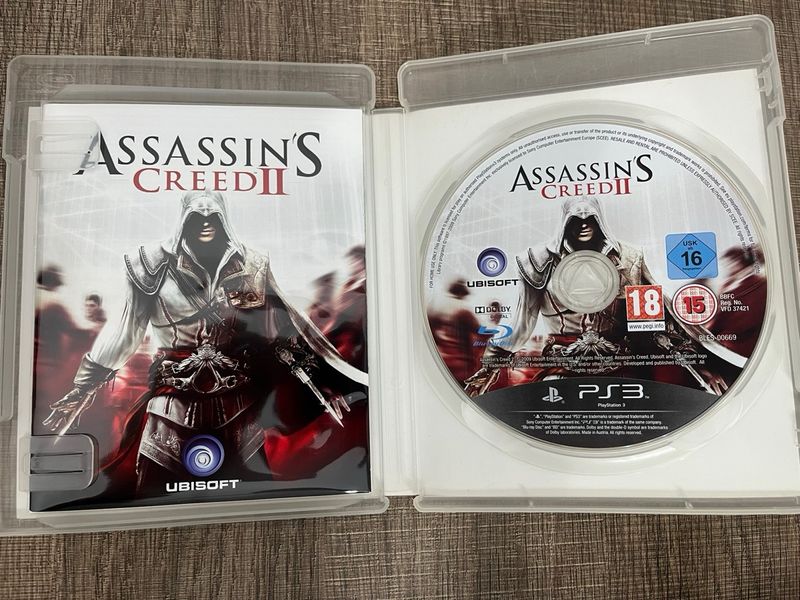 Pack PS3 Assassin's Creed II, La Hermandad y III afbeelding 3