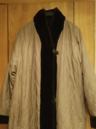 Chaquetón marrón reversible