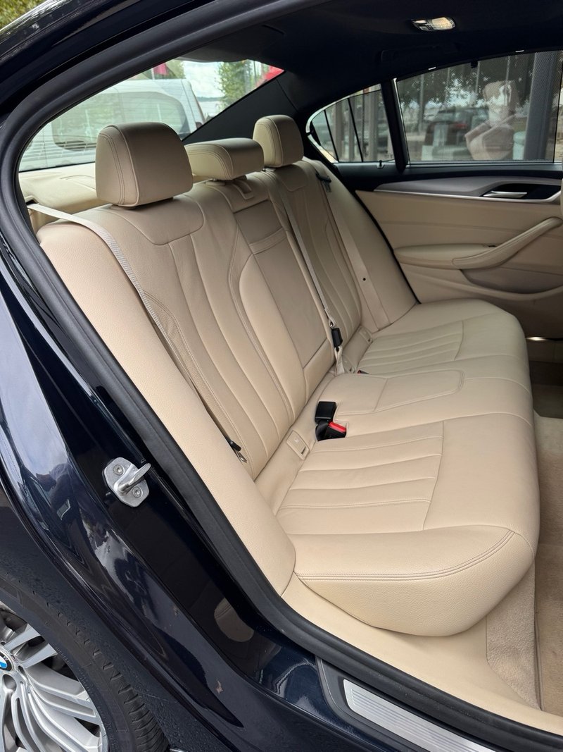 BMW Serie 5 2018, foto 15