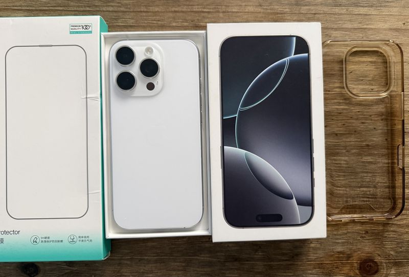 iPhone 16 Pro Blanco Impecable