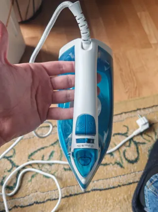 Plancha Philips Azul y Blanca