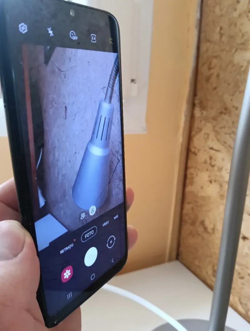 Samsung Galaxy A20e Negro afbeelding 4