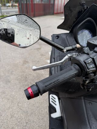 Yamaha TMAX 560 2021 Negra