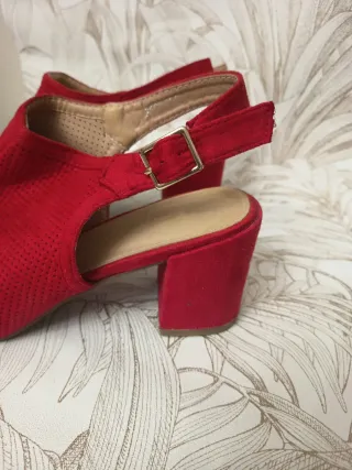 Sandalias tacón rojas