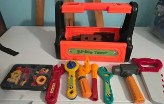 Lote de juguetes: abaco, caja herramientas