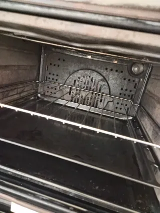 Cocina de gas con horno White Westinghouse