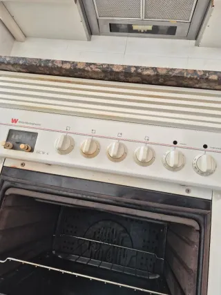 Cocina de gas con horno White Westinghouse