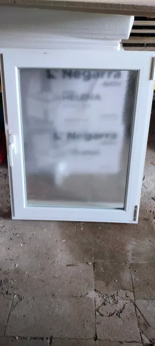 Ventana aluminio blanco