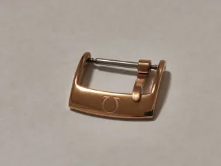 Fibbia Omega Oro Rosa