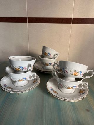 Antiguo juego consomé porcelana alemana
