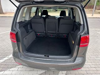 Volkswagen Touran 2011