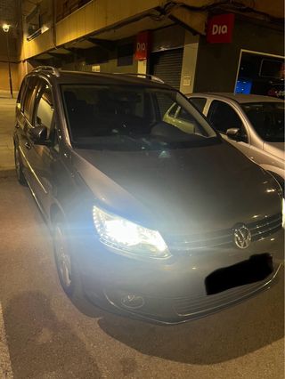 Volkswagen Touran 2011