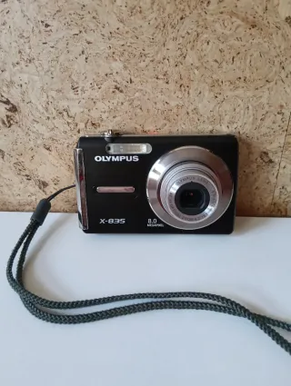 Cámara Olympus X-835 8.0 Megapíxeles