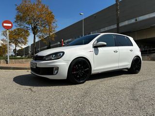 VOLKSWAGEN Golf 6 GTI DSG NACIONAL