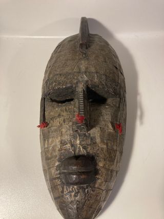 Máscara africana de madera