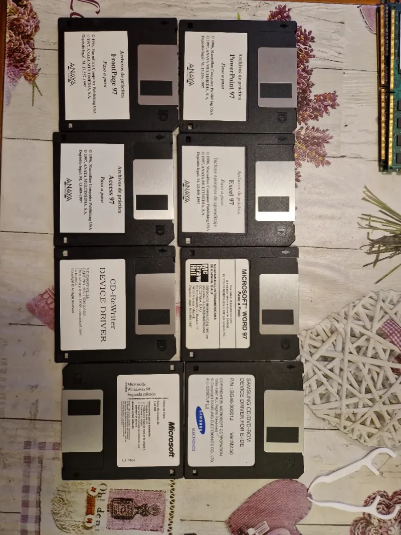 Lote Disquetes Microsoft Office y Drivers afbeelding 4