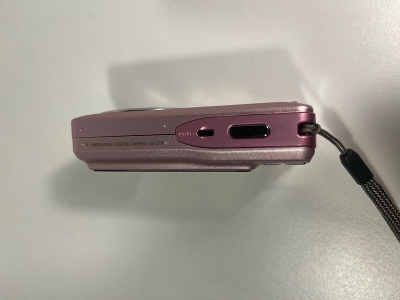 Casio Exilim Z19 Rosa Cámara Digital + Caja afbeelding 3