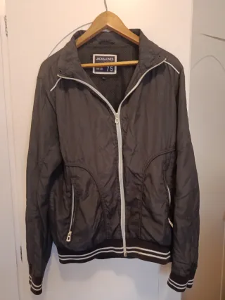 Chaqueta Jack&Jones gris chico