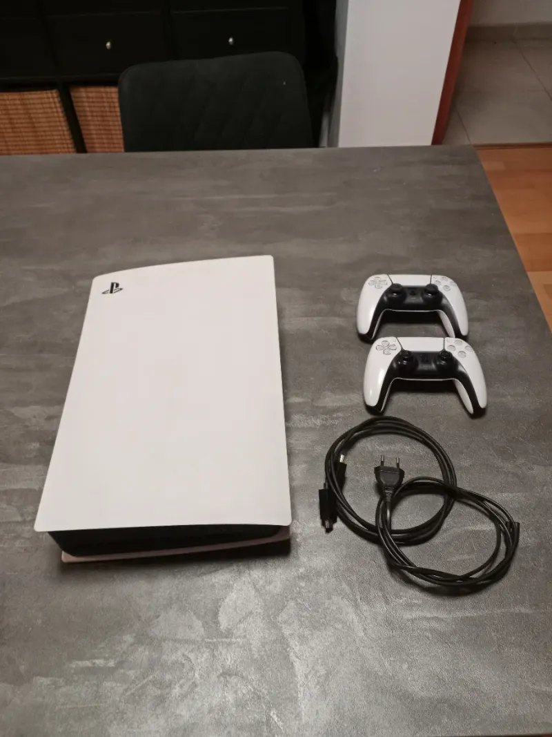 Consola PS5 1TB + 2 Mandos