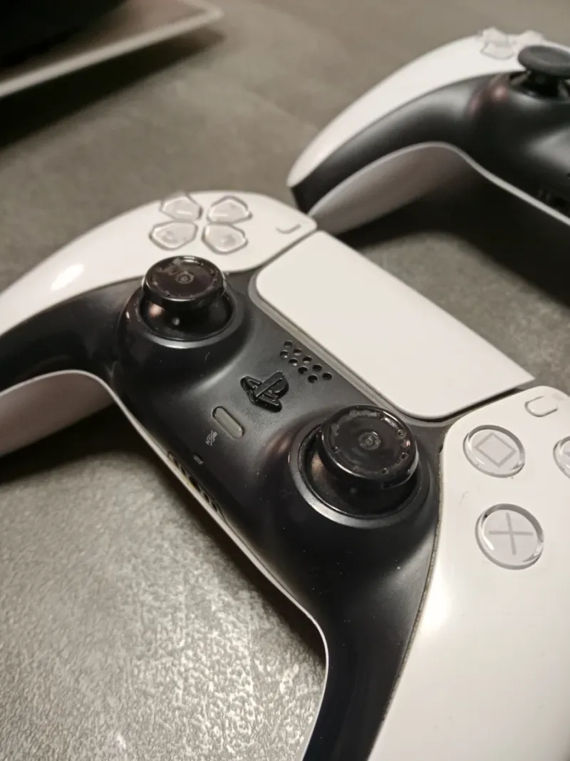 Consola PS5 1TB + 2 Mandos afbeelding 3