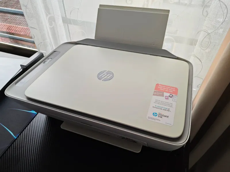 Impresora HP DeskJet 2720e
