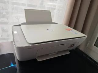 Impresora HP DeskJet 2720e