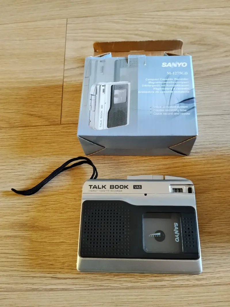 Grabadora Cassette Sanyo Talk Book M-1275GB