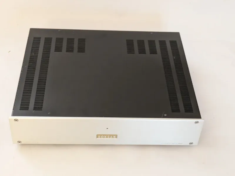 Amplificador ROKSAN KANDY final 110+110W